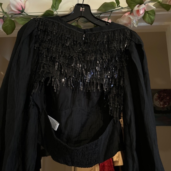 Current Air Cropped Sequin Blouse - Picture 10 of 10